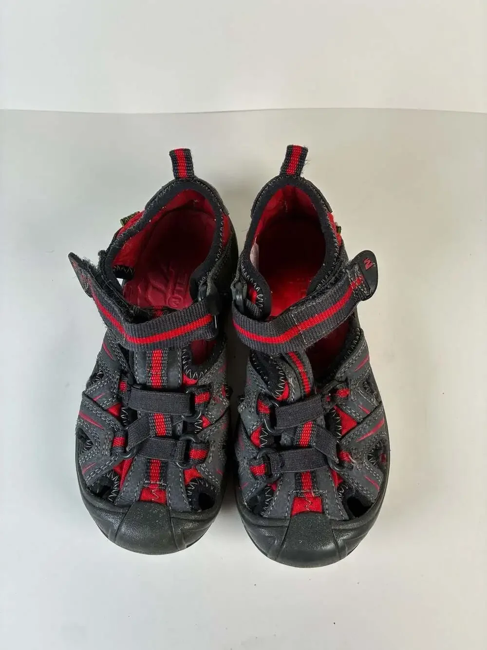 Merrell Hydro Closed-Toe Water Hiking Sport Sandals, Gray and Red